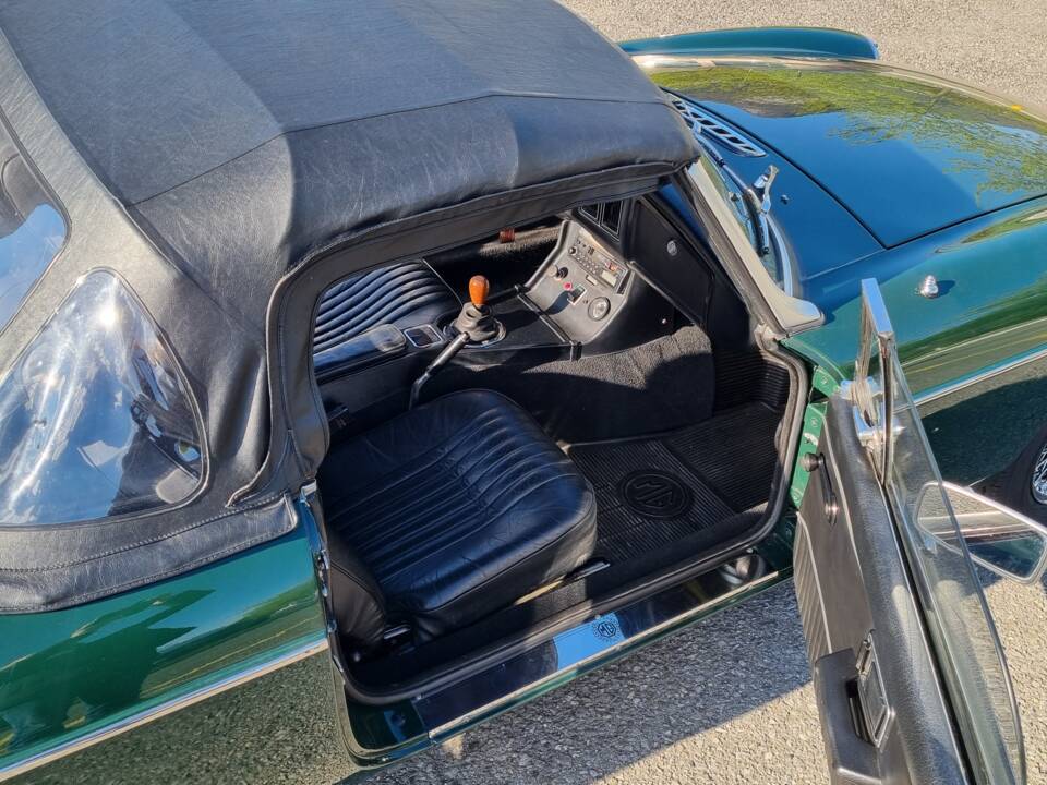 Bild 11/17 von MG MGB (1973)