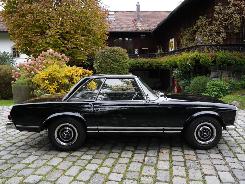 Image 3/12 of Mercedes-Benz 230 SL (1964)