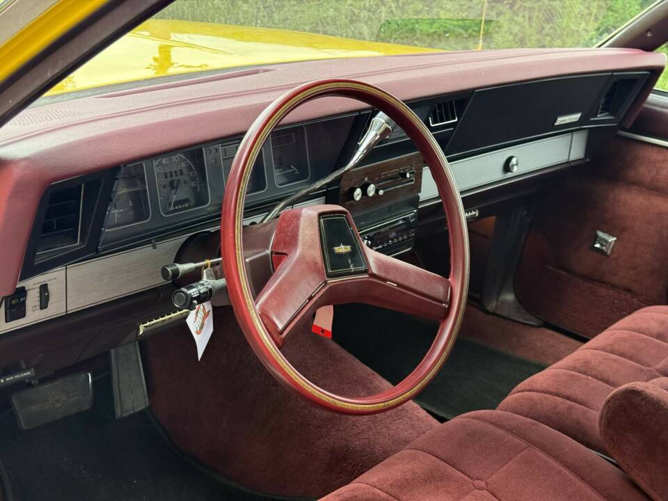 Image 13/22 of Chevrolet Caprice Classic (1985)