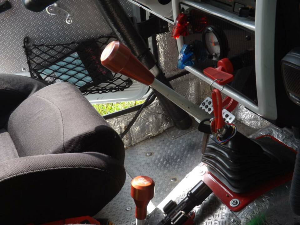 Imagen 32/50 de Suzuki SJ Samurai (1989)