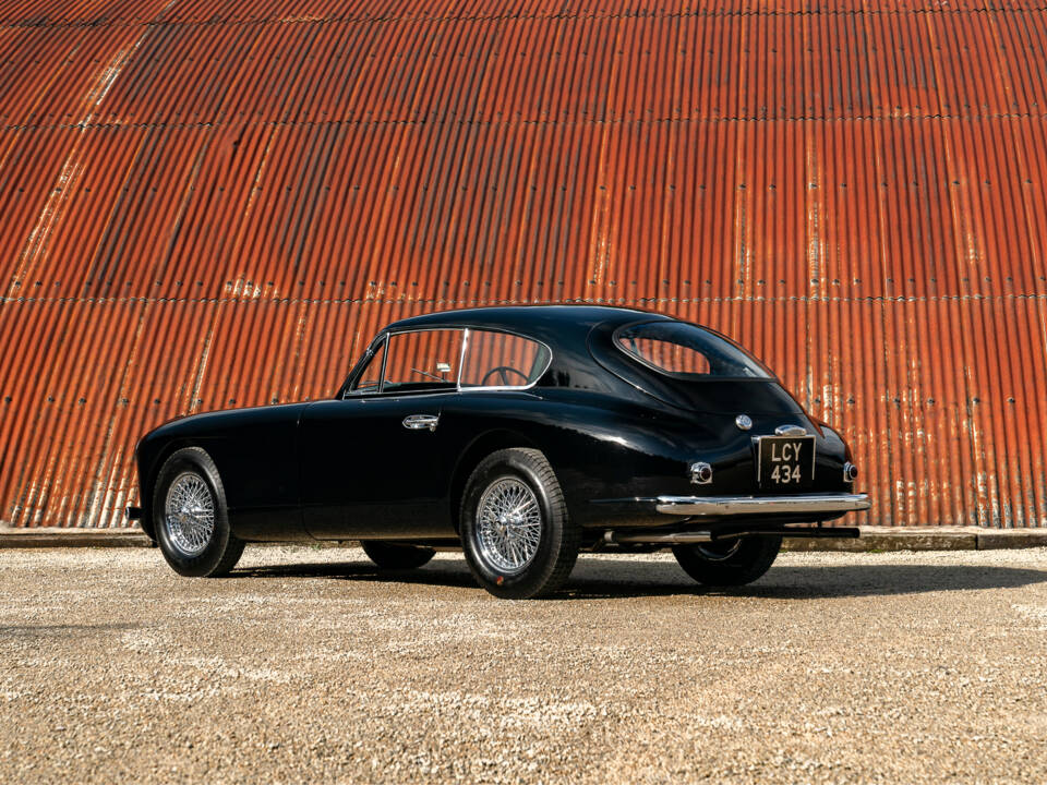 Imagen 11/35 de Aston Martin DB 2&#x2F;4 Mk I (1954)