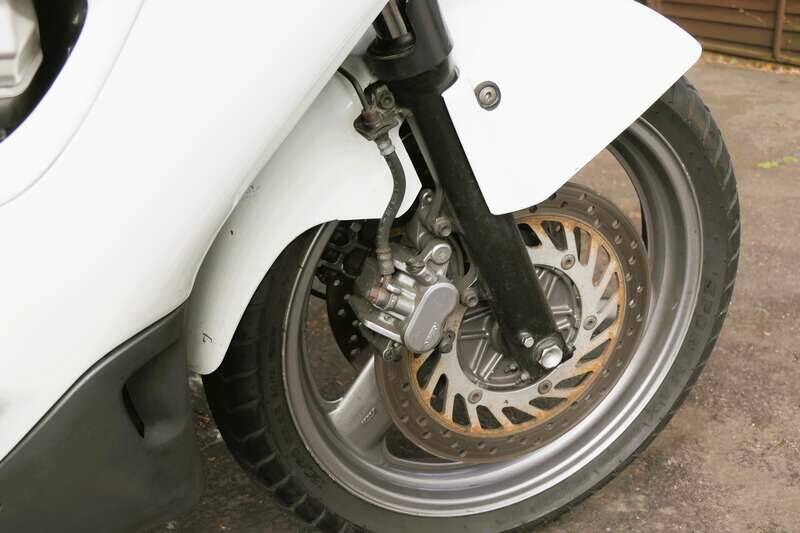 Immagine 11/21 di Honda ST 1100 Pan European (1998)