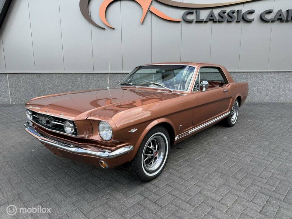 Image 2/33 of Ford Mustang GT (1966)
