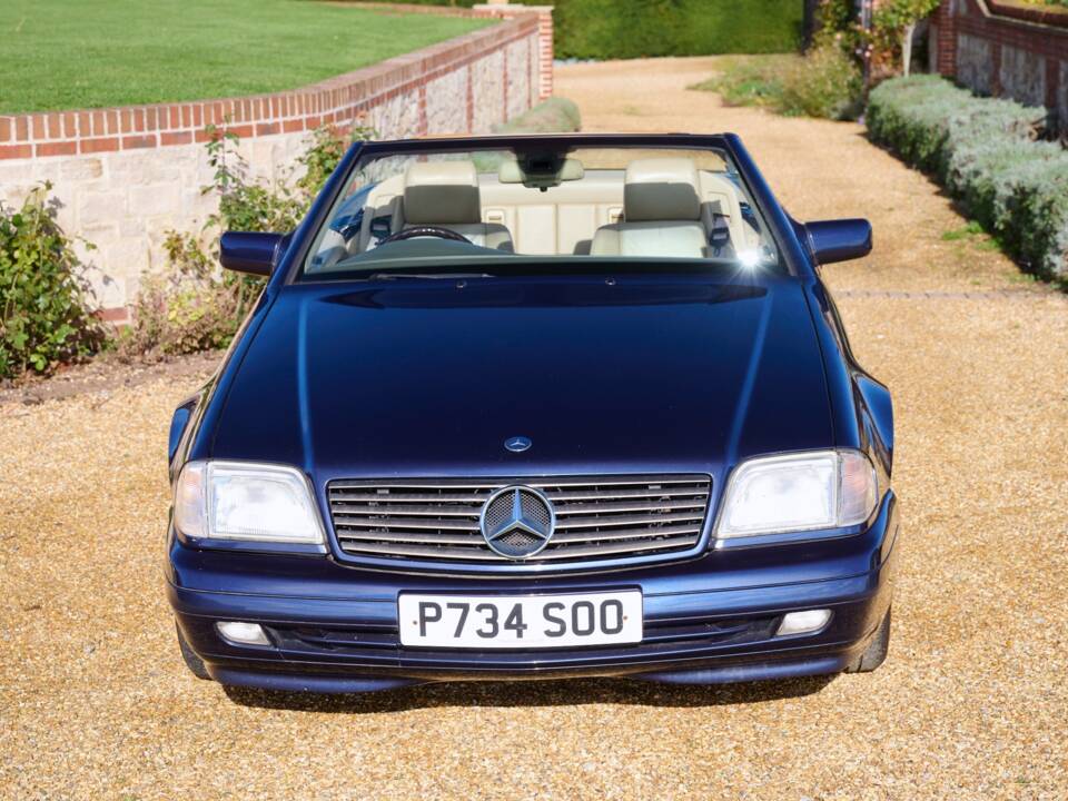 Image 6/50 of Mercedes-Benz SL 280 (1996)