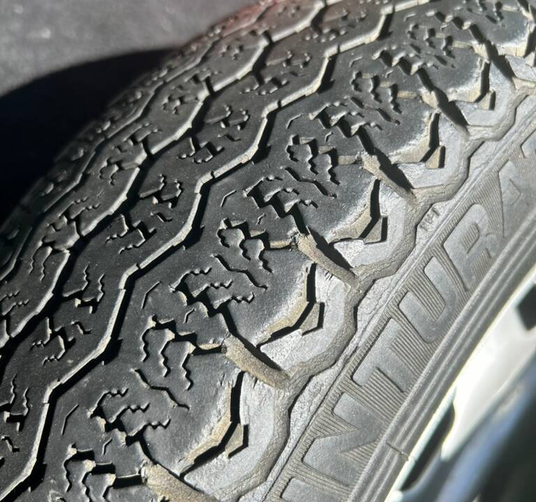 Image 34/86 of Volkswagen Karmann Ghia 1600 (1973)