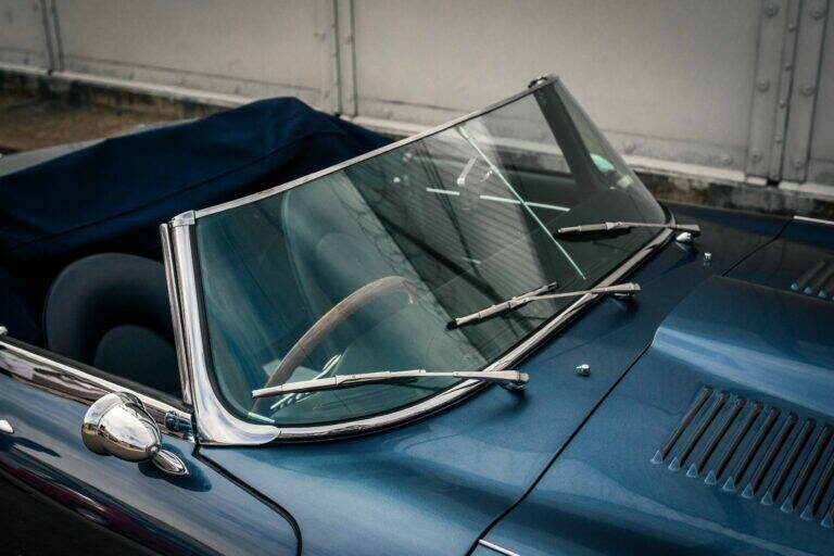 Image 38/55 of Jaguar E-Type 3.8 Flat Floor (1961)