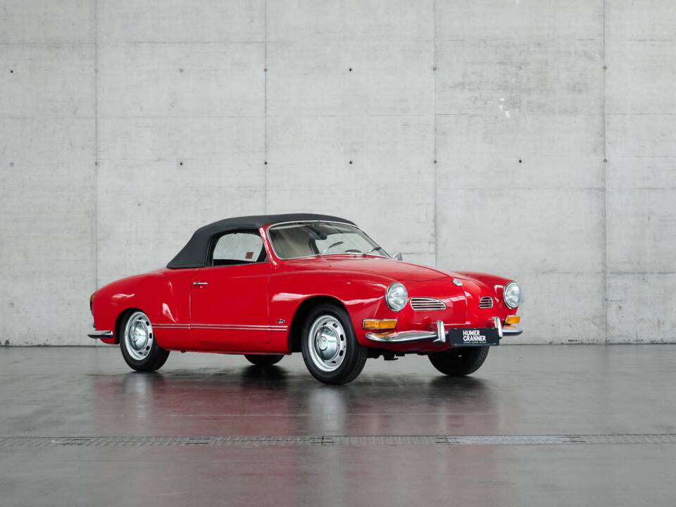 Image 21/50 of Volkswagen Karmann Ghia 1500 (1971)