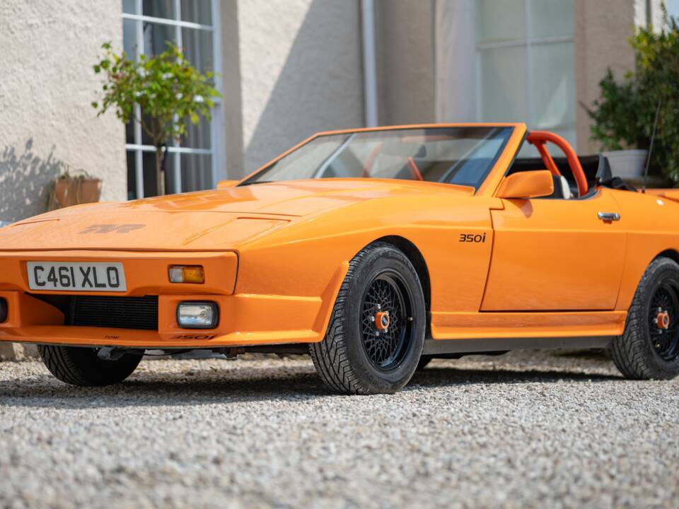 Image 1/50 of TVR Tasmin Series 1 (1985)