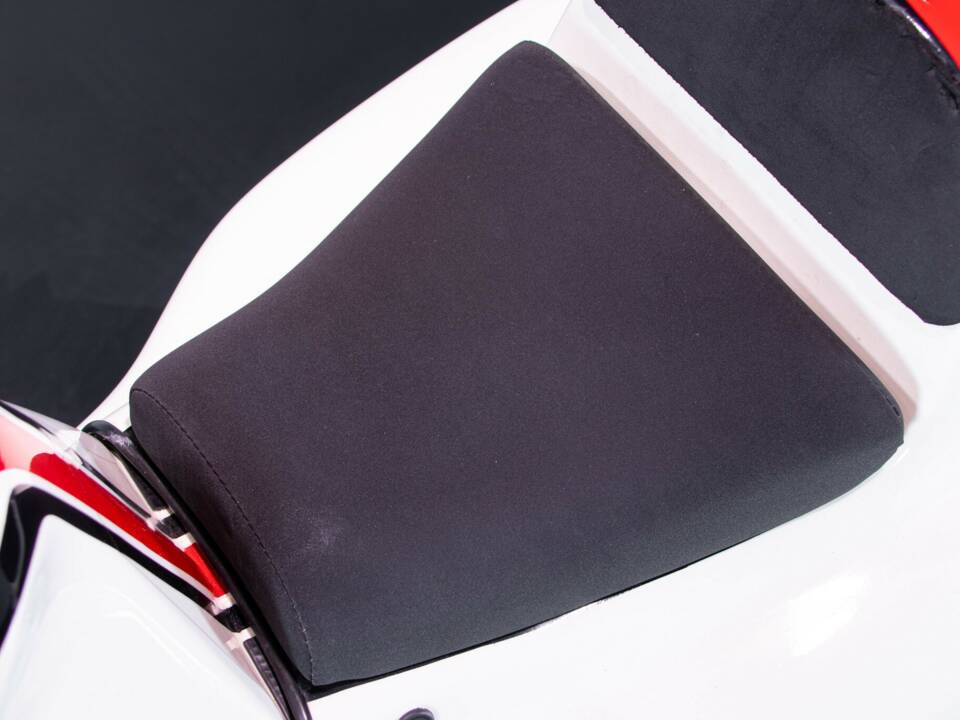 Bild 26/50 von Yamaha DUMMY (1985)