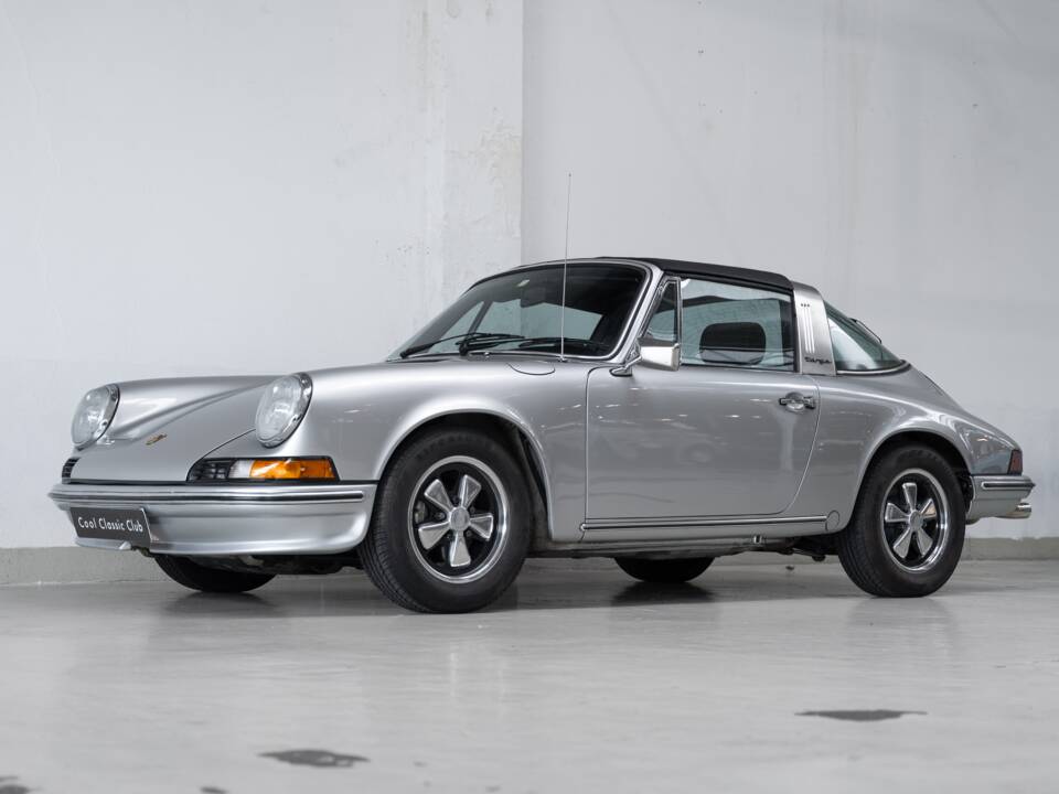 Image 2/41 de Porsche 911 2.4 E (1973)