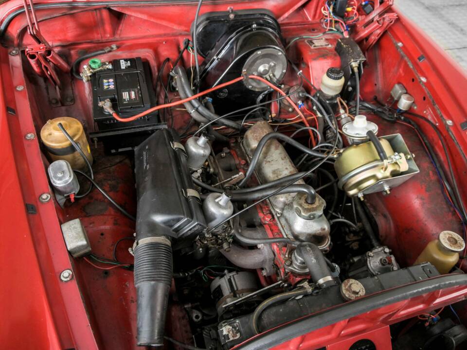 Image 45/50 of Volvo P 123 GT (1968)