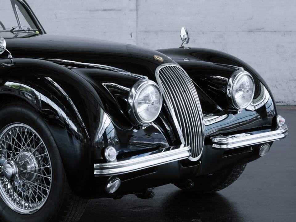 Image 38/47 de Jaguar XK 120 FHC (1954)