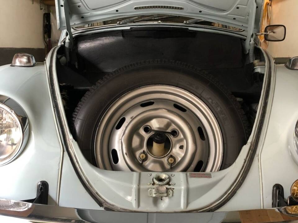 Image 6/25 of Volkswagen Beetle 1200 (1969)