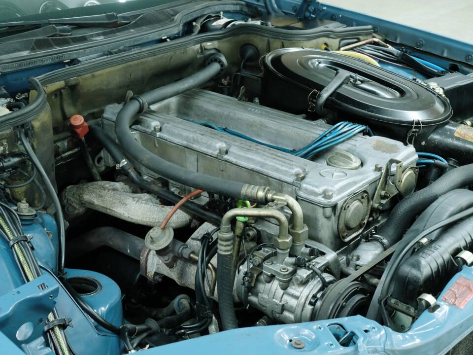 Bild 23/50 von Mercedes-Benz 280 SE (1983)