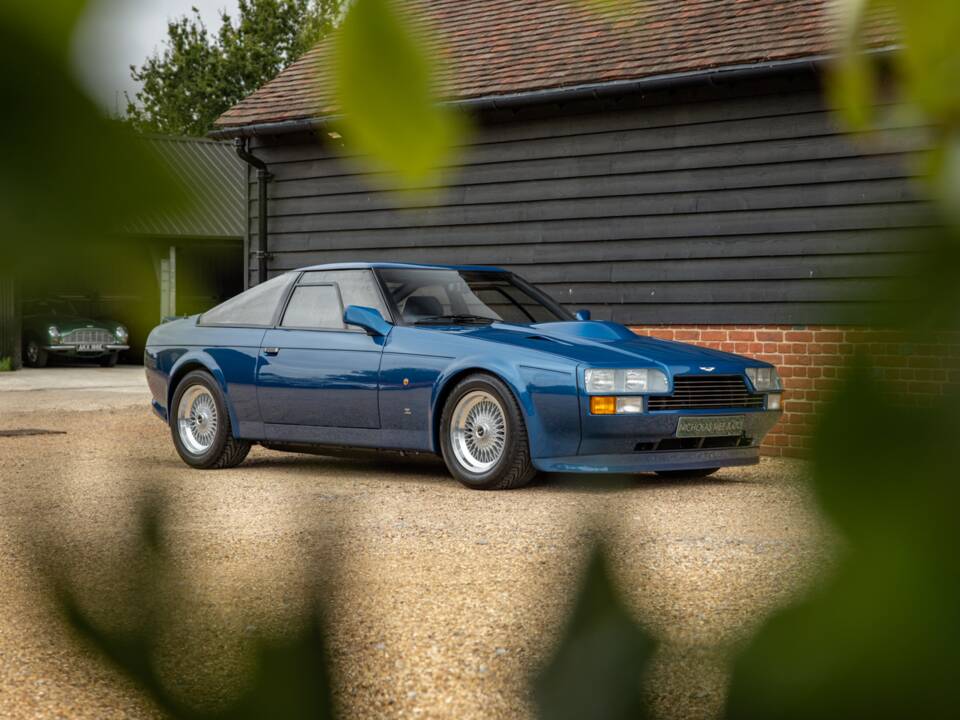 Image 28/82 de Aston Martin V8 Zagato Vantage X-Pack (1987)