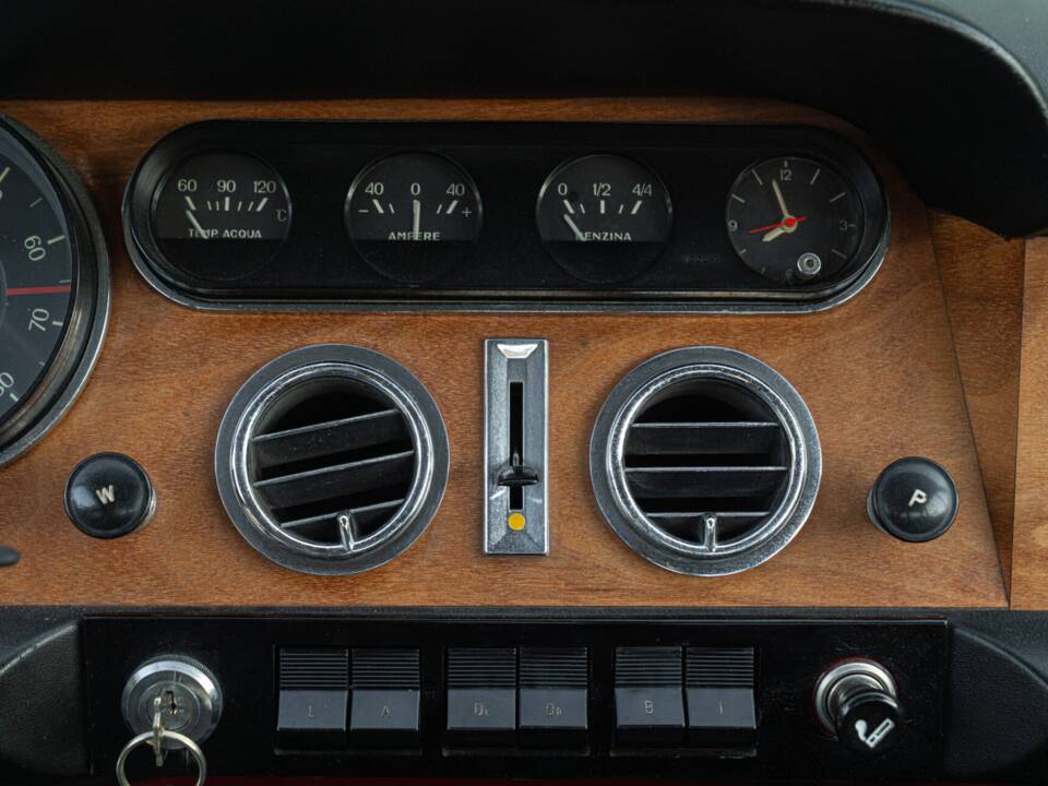 Afbeelding 40/50 van Ferrari 330 GT 2+2 (1964)