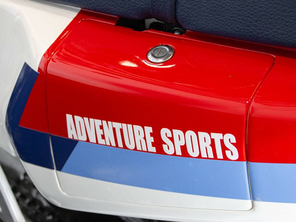 Bild 50/50 von Honda DUMMY (1990)