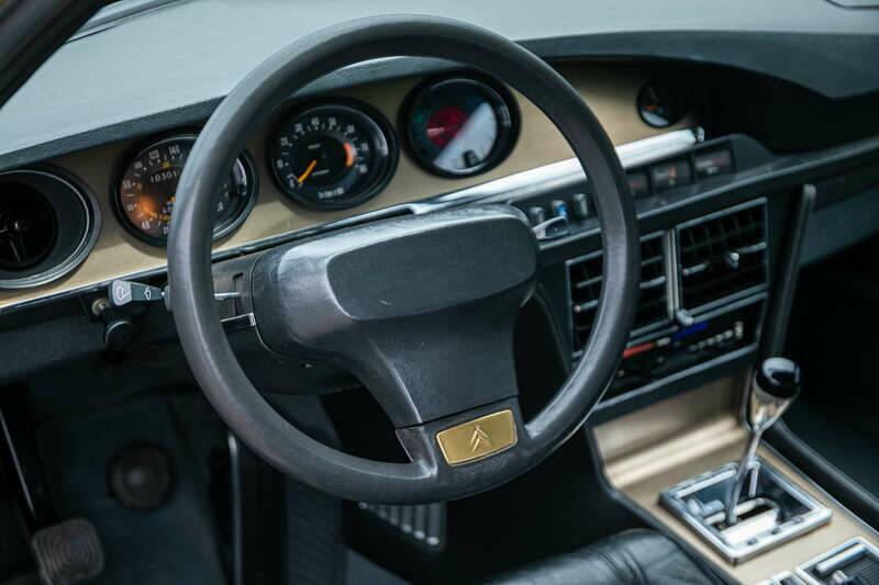Immagine 44/50 di Citroën SM injection (1973)