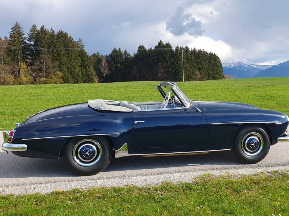 Image 6/20 of Mercedes-Benz 190 SL (1960)