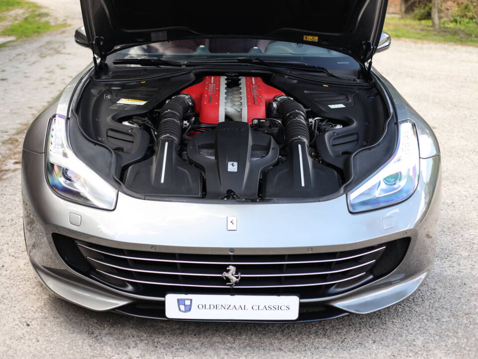 Immagine 26/61 di Ferrari GTC4Lusso (2017)