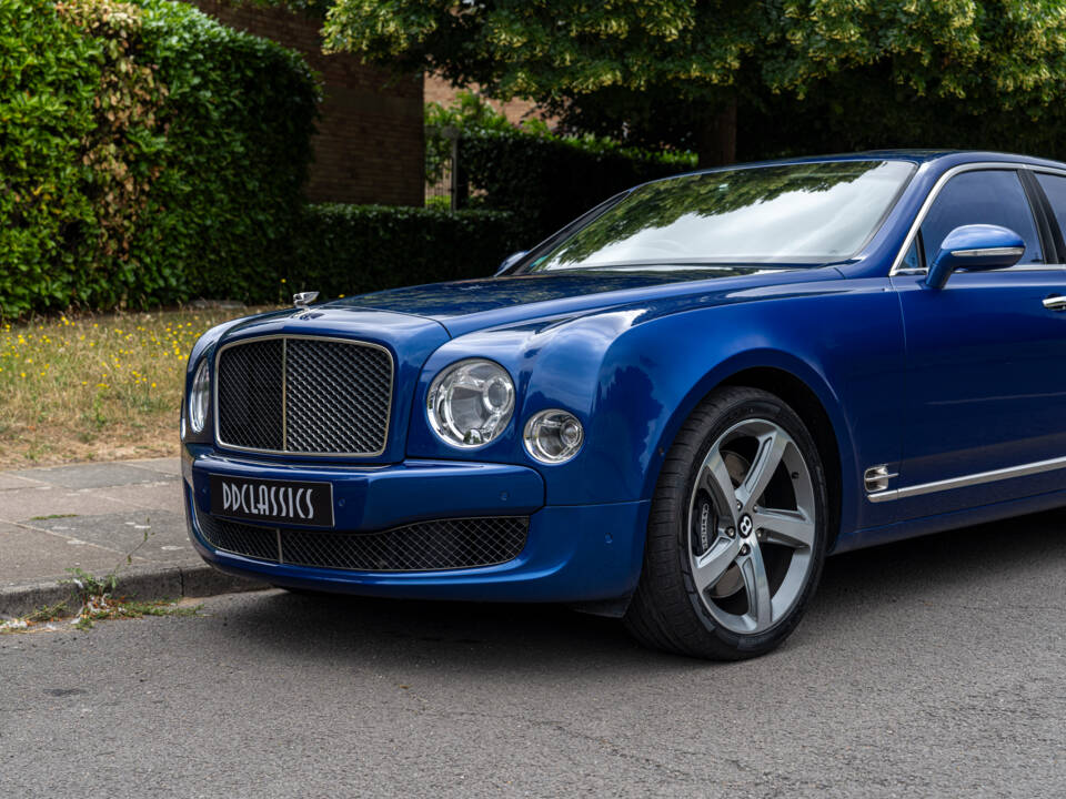 Bild 10/40 von Bentley Mulsanne Speed (2015)