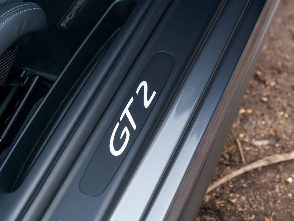 Bild 32/38 von Porsche 911 GT2 (2008)