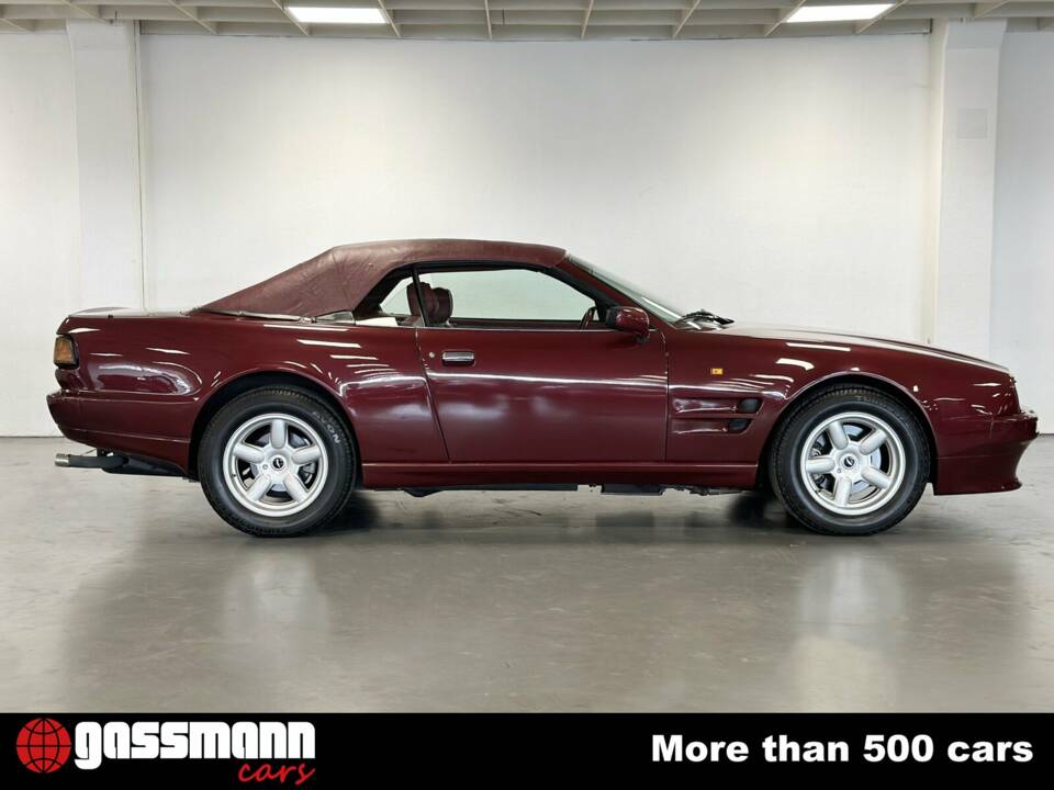 Image 6/15 of Aston Martin Virage Volante (1993)