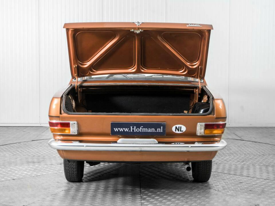 Imagen 38/50 de Opel Kadett 1,2 S (1972)