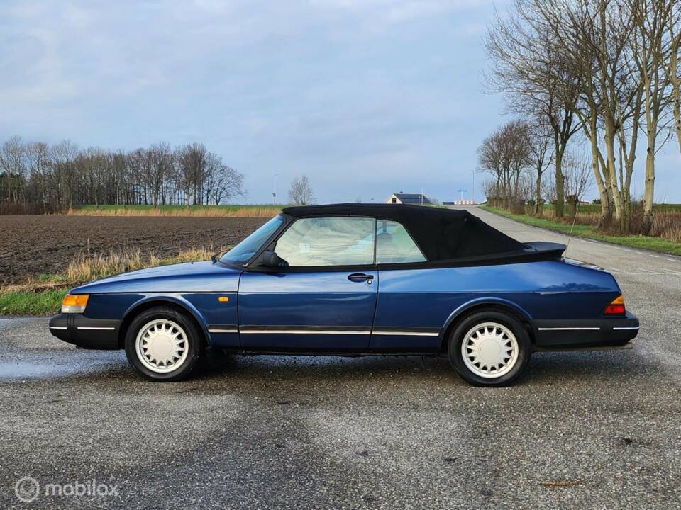 Image 4/31 de Saab 900 Turbo (1992)