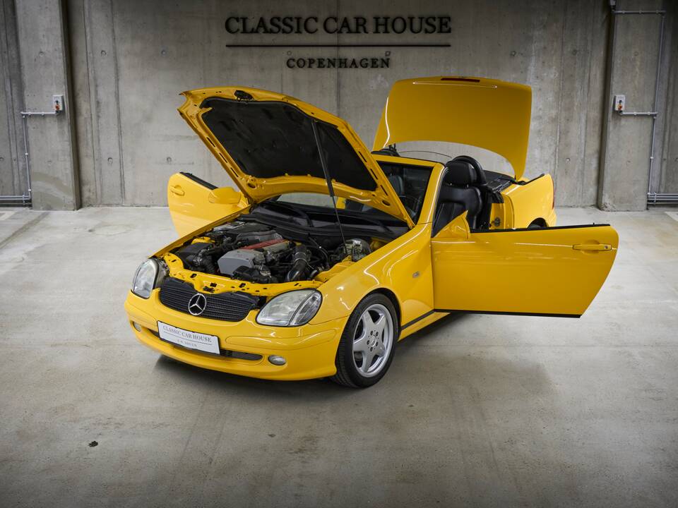 Image 18/100 de Mercedes-Benz SLK 230 Kompressor (1999)
