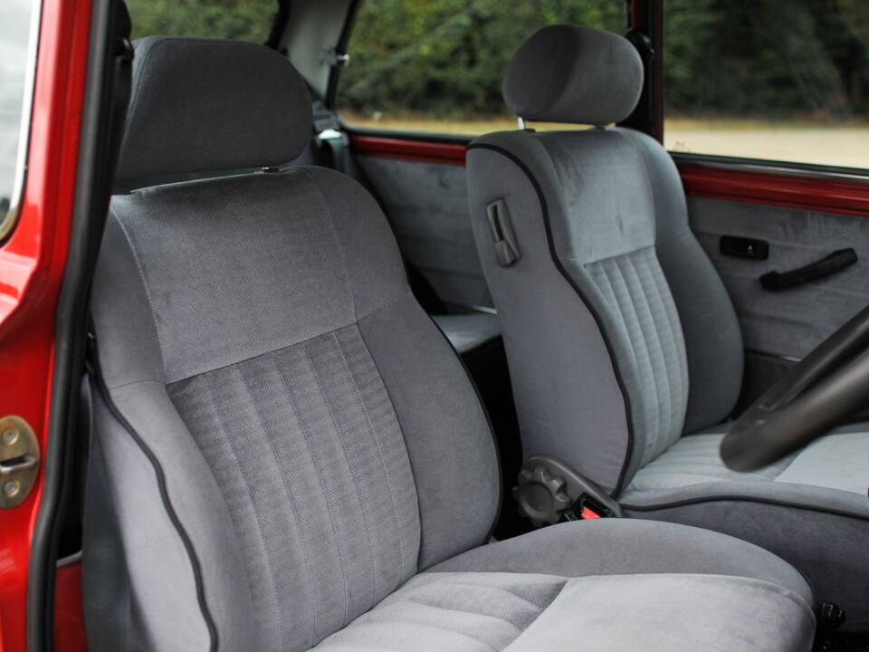Imagen 23/30 de Rover Mini Cooper 1,3i (1993)