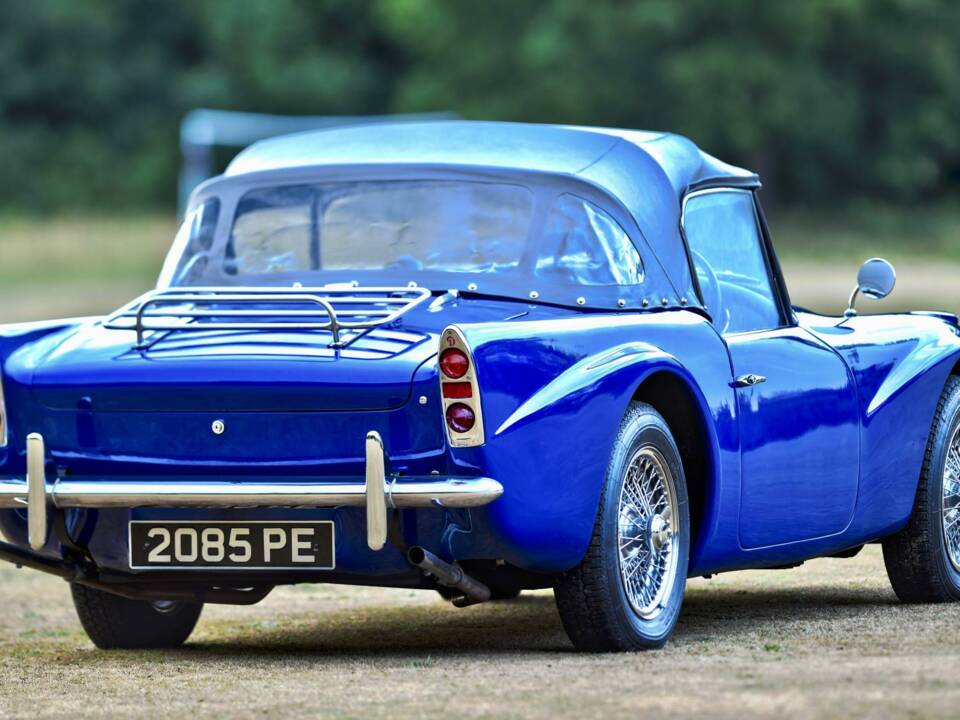 Bild 25/50 von Daimler SP 250 (1963)