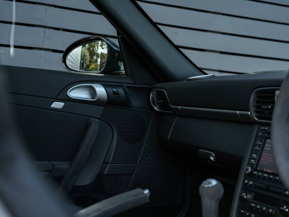Image 35/50 de Porsche 911 Carrera GTS (2011)