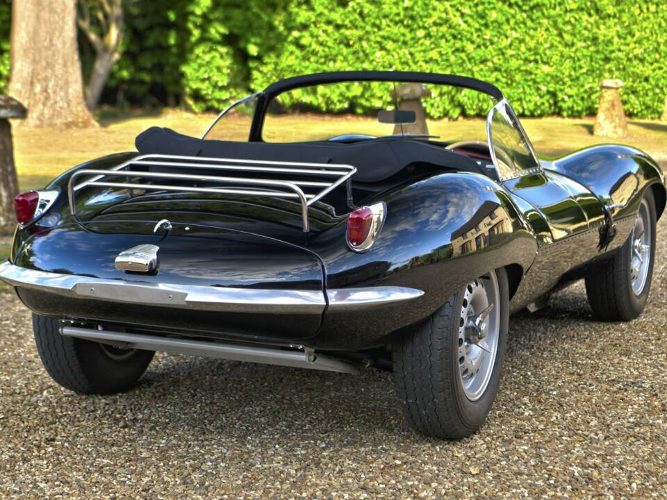 Afbeelding 12/50 van Jaguar XK-SS (1967)