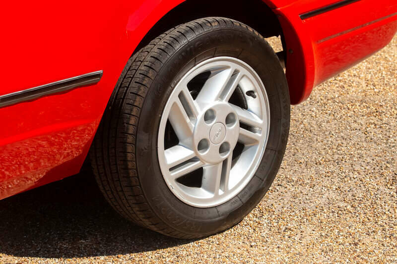 Image 47/50 of Ford Escort IV XR3i (1989)