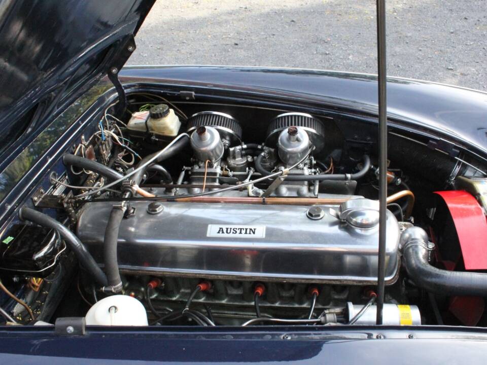 Image 11/22 of Austin-Healey 3000 Mk II (BJ7) (1963)