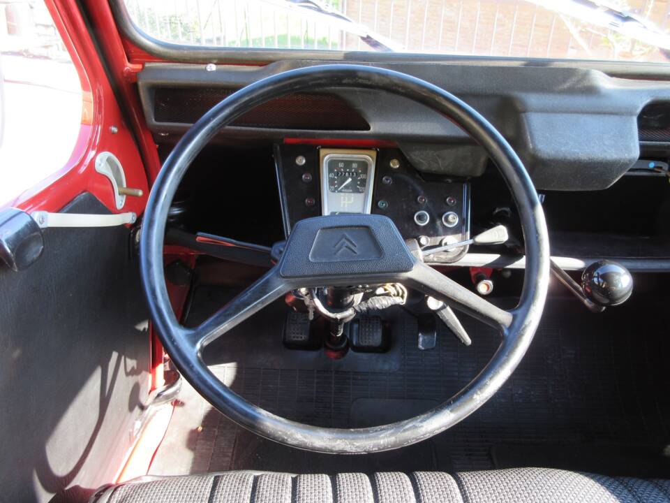 Bild 7/13 von Citroën 2 CV 6 (1983)