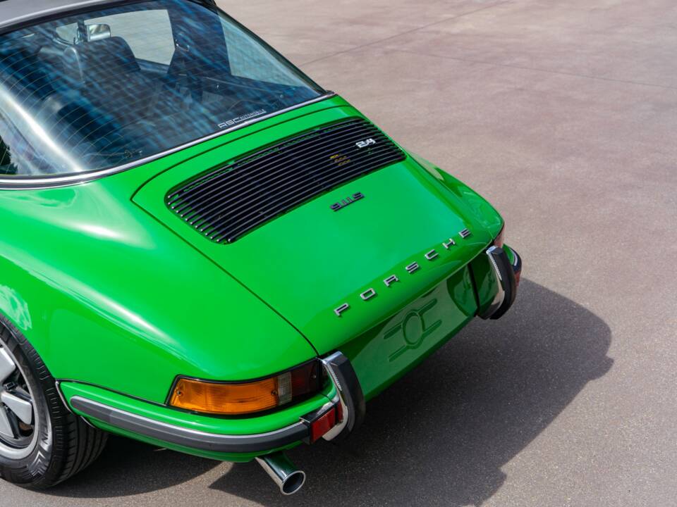 Image 14/51 de Porsche 911 2.4 S (1973)