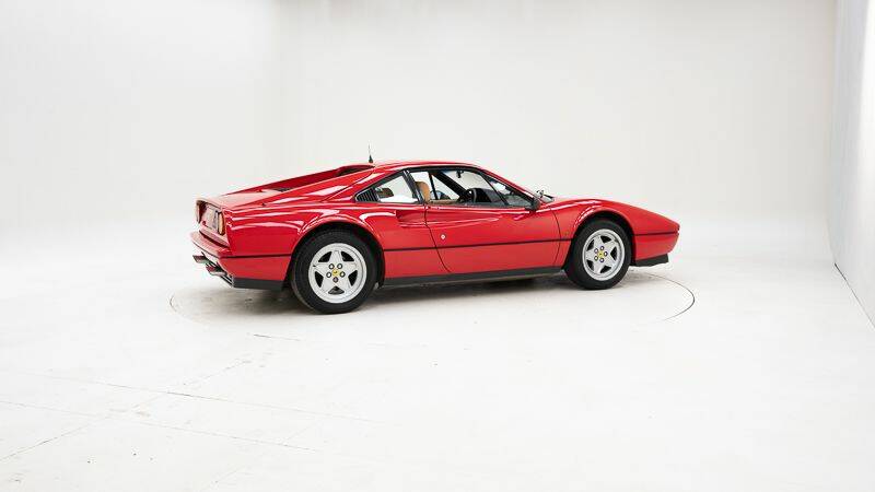 Afbeelding 2/15 van Ferrari 328 GTB (1987)