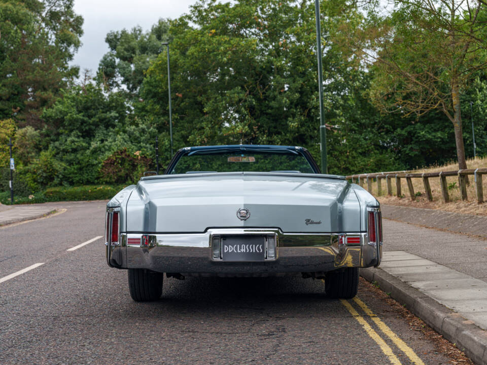 Image 6/30 of Cadillac Fleetwood Eldorado Convertible (1972)