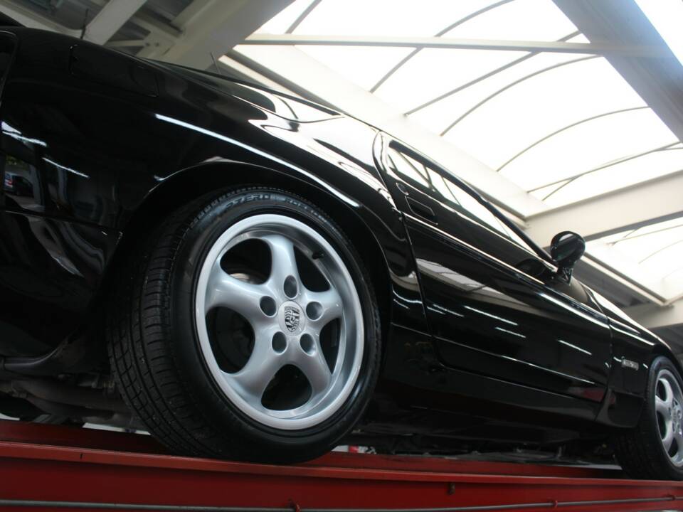 Afbeelding 12/50 van Porsche 928 GTS (1994)