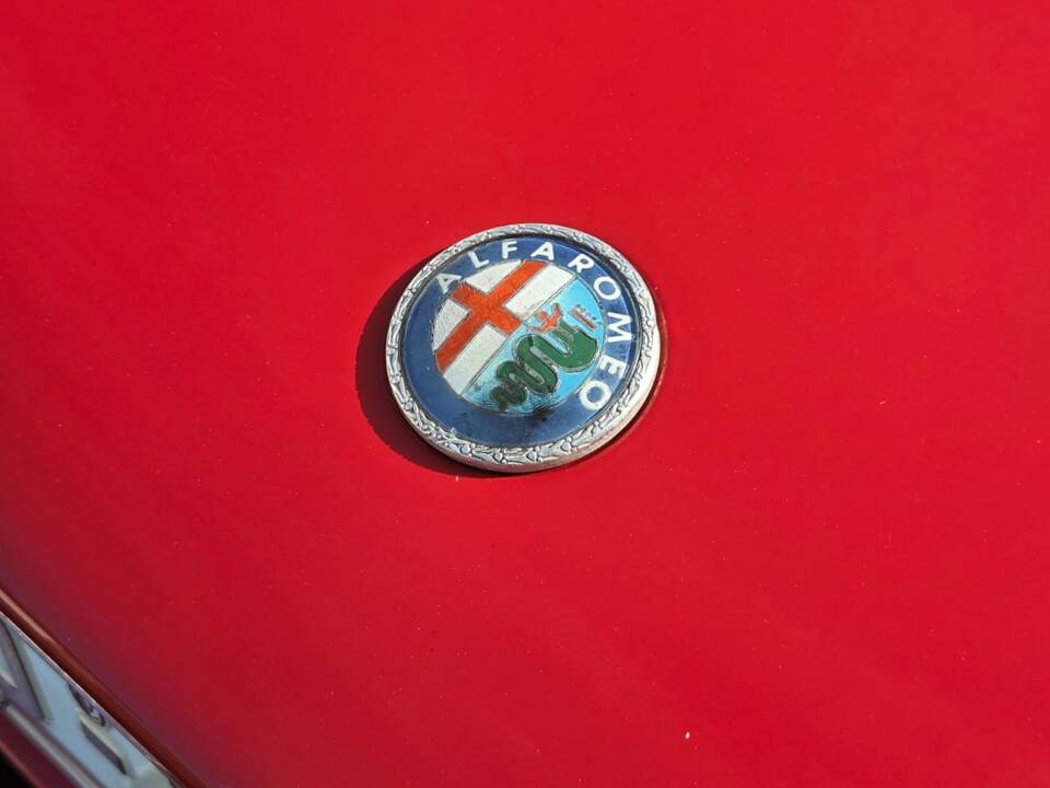 Image 10/50 of Alfa Romeo 2000 Berlina (1973)