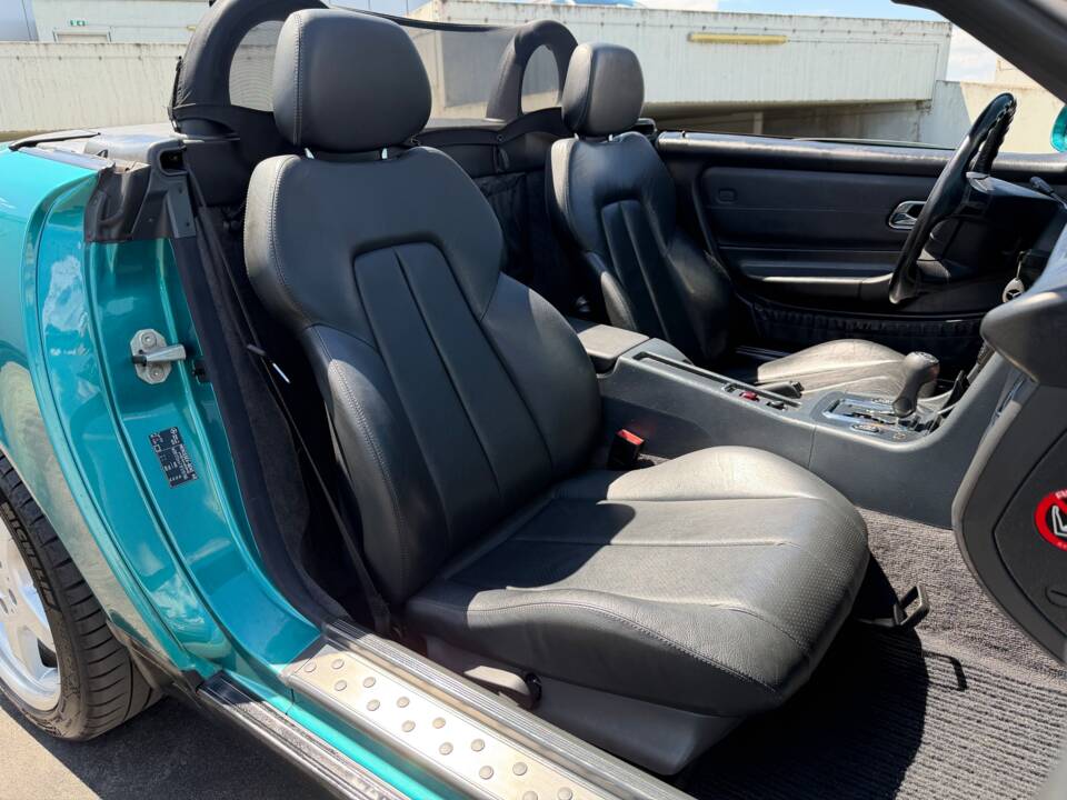 Image 13/17 de Mercedes-Benz SLK 230 Kompressor (1997)