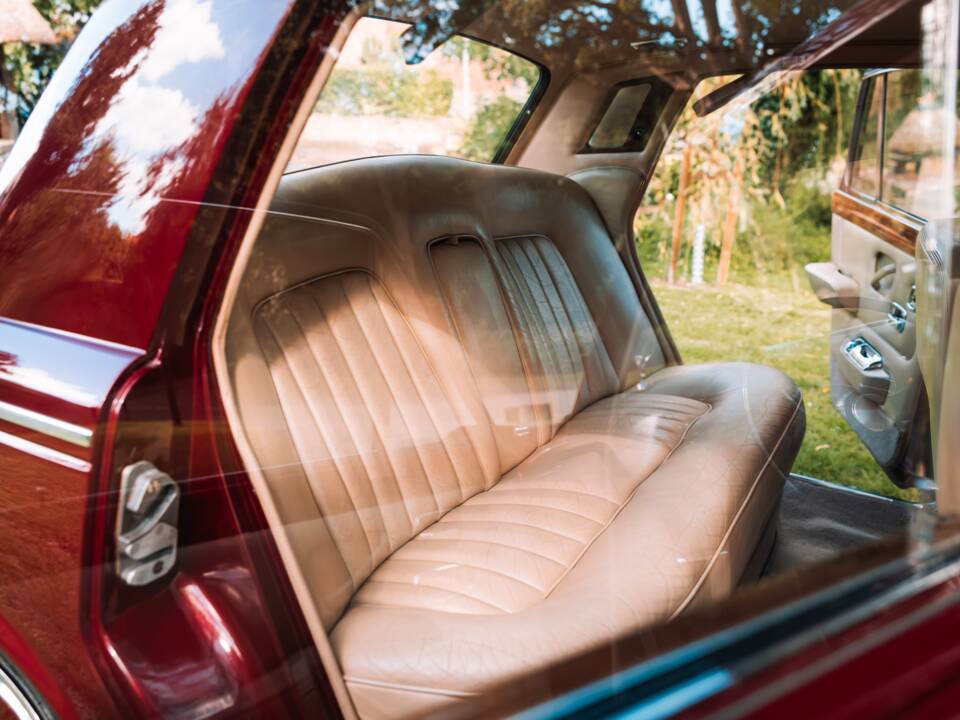 Immagine 42/50 di Rolls-Royce Silver Shadow I (1970)