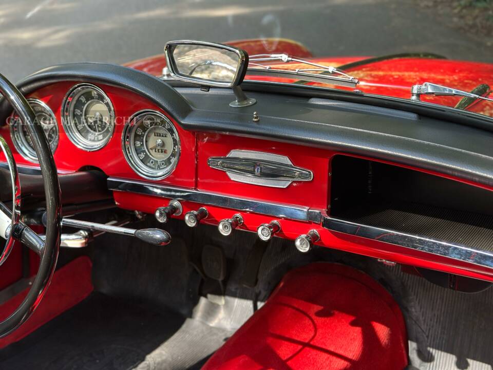 Afbeelding 40/100 van Alfa Romeo Giulietta Spider (1957)