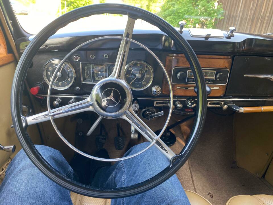 Image 3/28 of Mercedes-Benz 170 DS (1952)