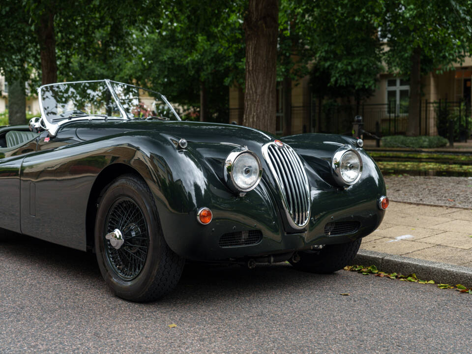 Image 7/25 de Jaguar XK 140 OTS (1956)