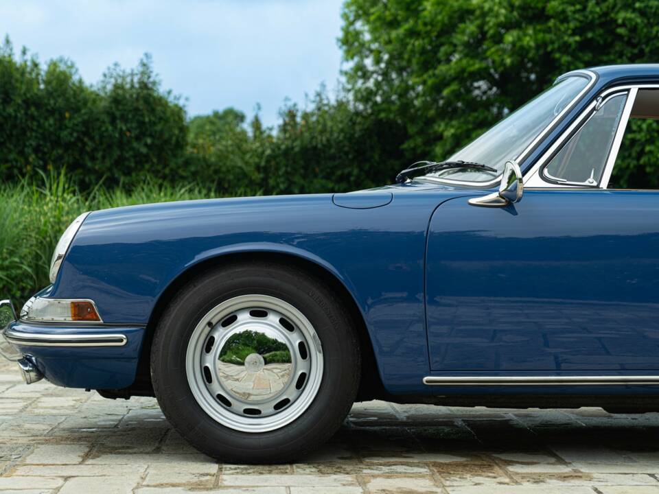 Immagine 24/50 di Porsche 911 2.0 T (1968)