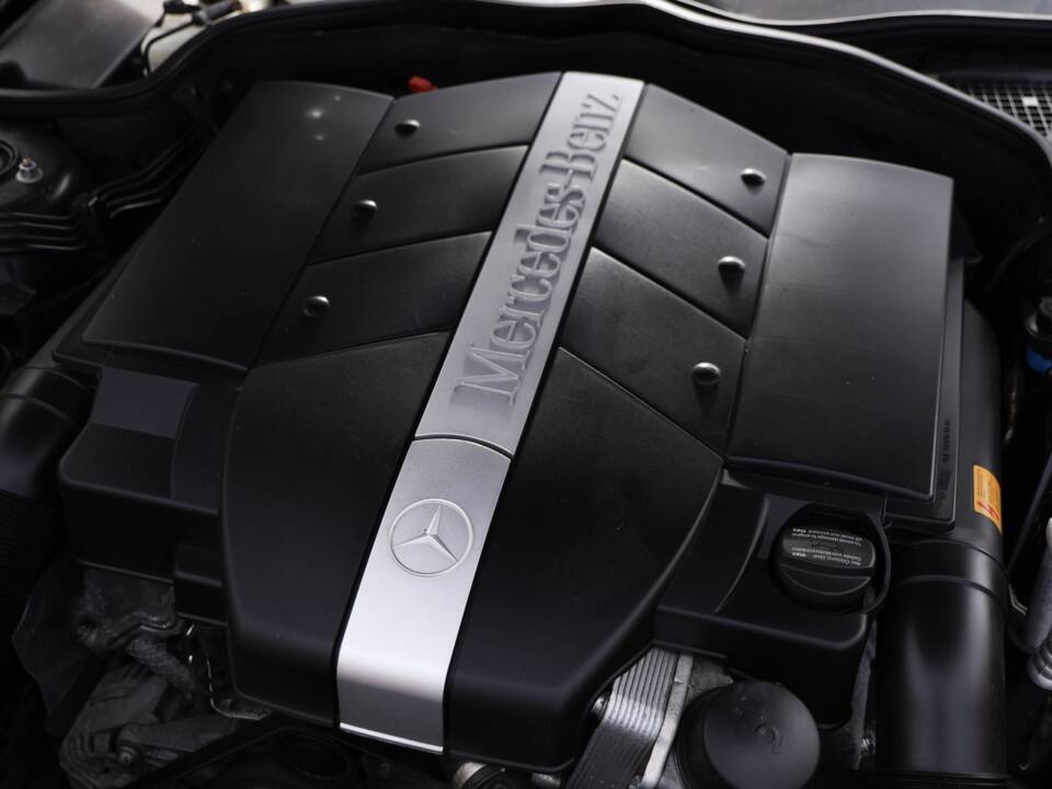 Image 48/50 de Mercedes-Benz SL 350 (2004)