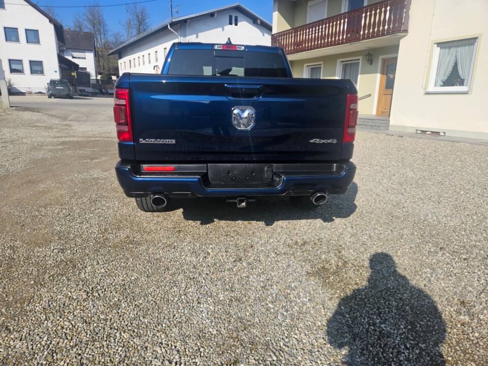 Image 22/69 of Dodge Ram 1500 (2022)